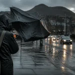Météo en ecosse edimbourg : pluie et vent, parapluie à Édimbourg