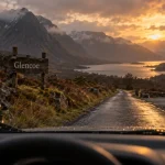 Road trip ecosse 6 jours : route à gauche près de Glencoe, brume et loch